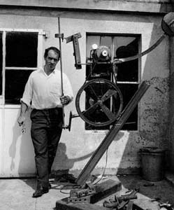 Jean Tinguely