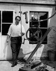 Jean Tinguely